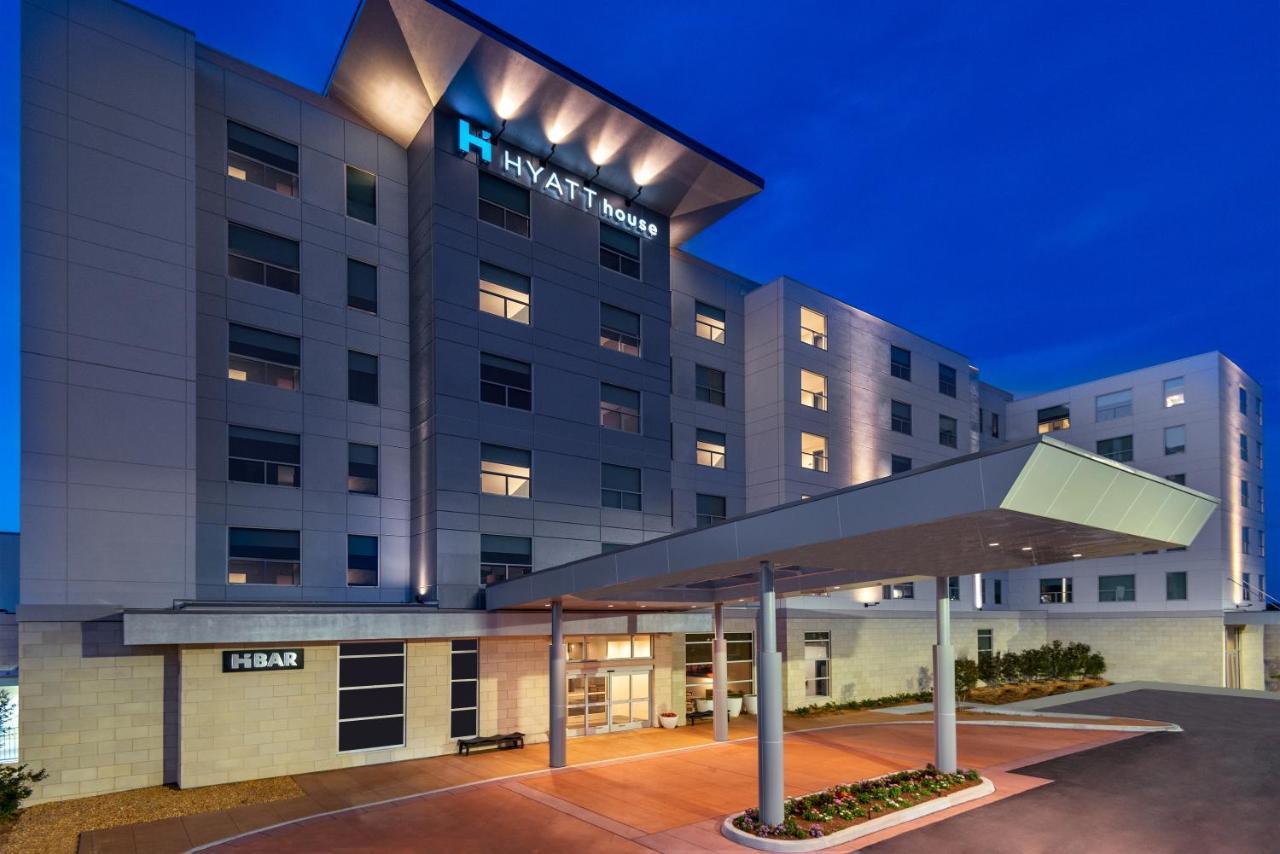 Отель Hyatt House Tampa Airport/Westshore Экстерьер фото