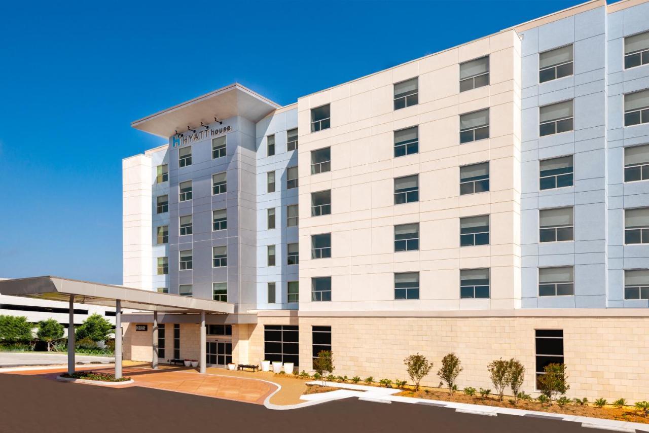 Отель Hyatt House Tampa Airport/Westshore Экстерьер фото